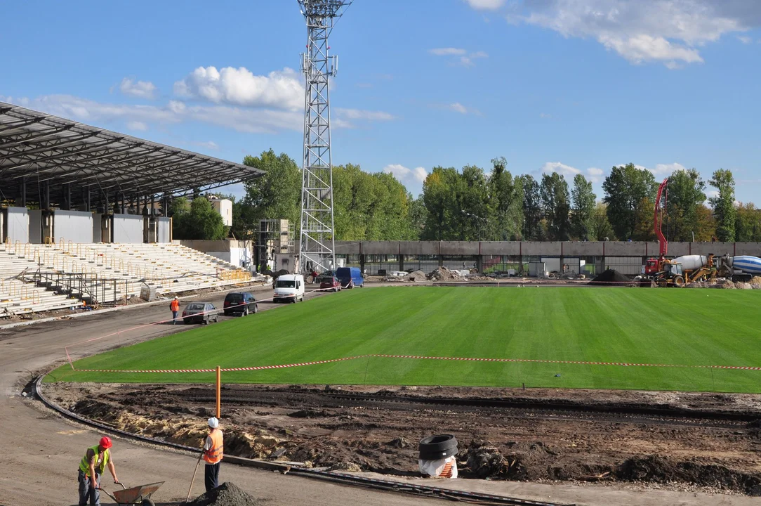 Rozbiórka starego i budowa nowego Stadionu Miejskiego w Mielcu