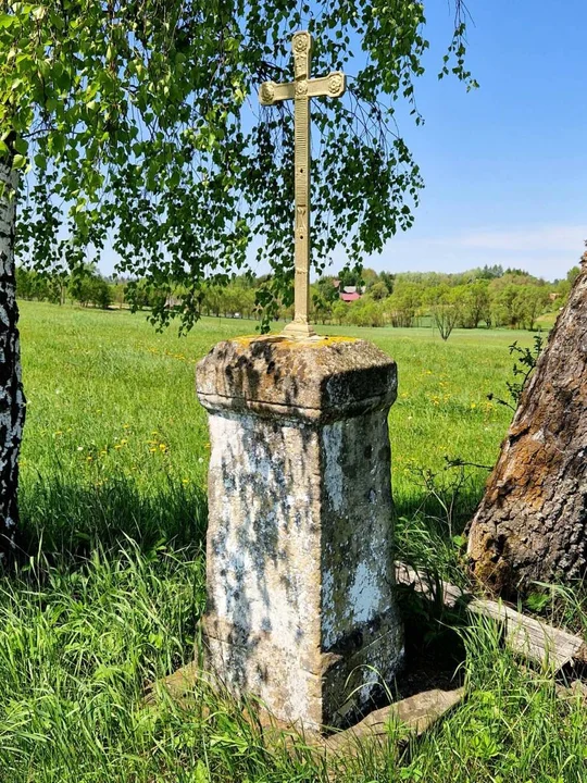 Krzyż przydrożny w Krainie Lipeckiej