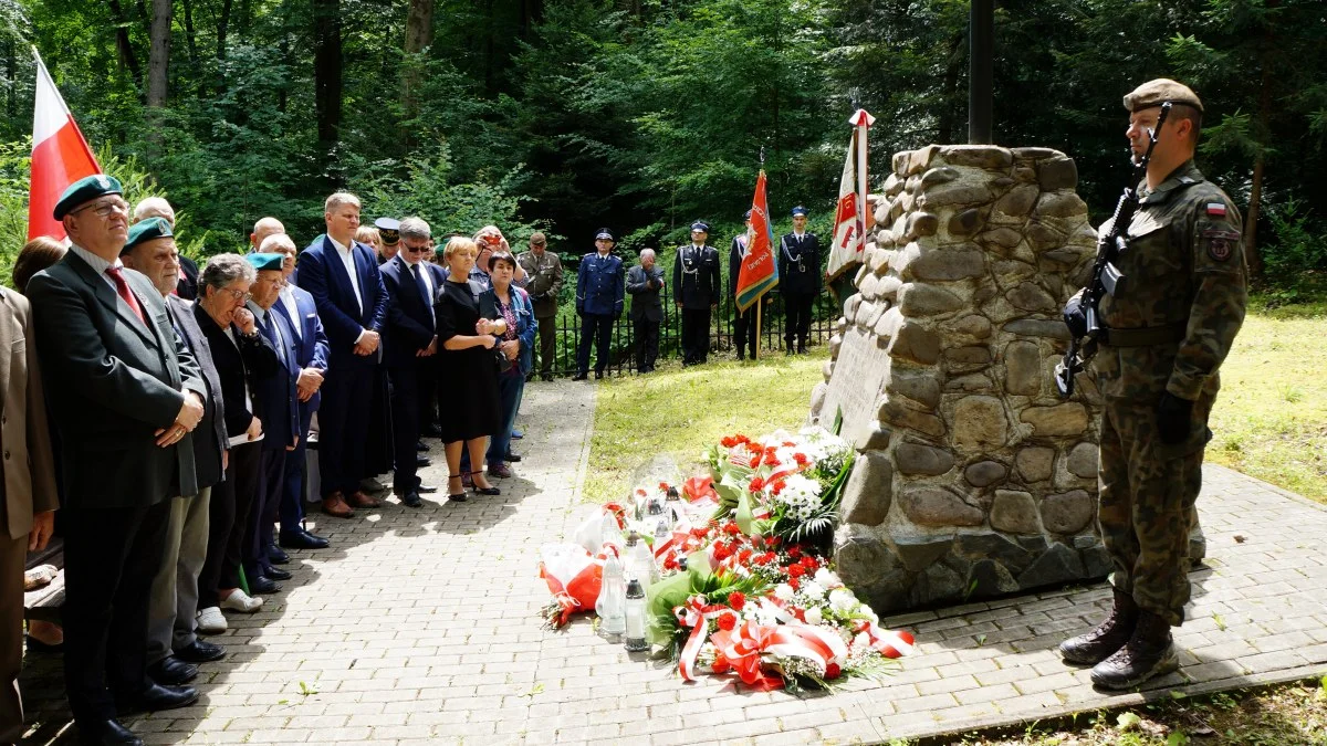 Mijają 84 lata od zbrodni na Gruszce. Poległych uczczono podczas uroczystości rocznicowej [ZDJĘCIA, WIDEO] - Zdjęcie główne