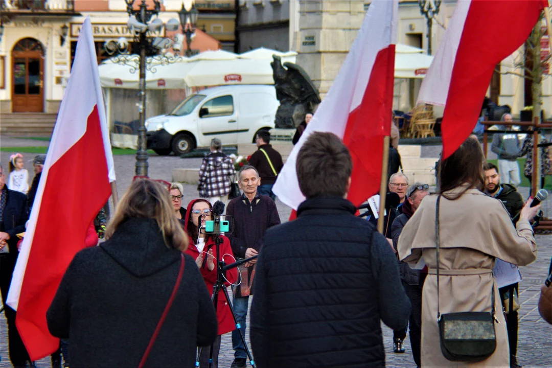 83. rocznica zbrodni katyńskiej - obchody na Rynku w Rzeszowie