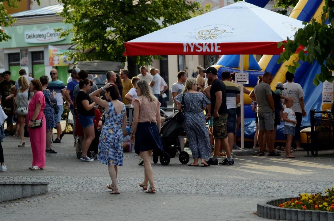 Na festynie w Kolbuszowej zjawiły się tłumy ludzi.