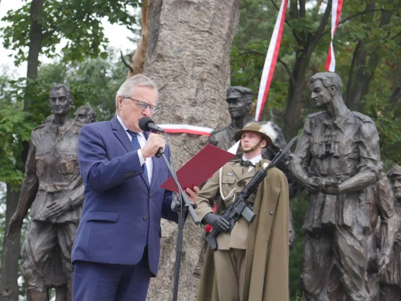 Odsłonięcie pomnika w Mielcu