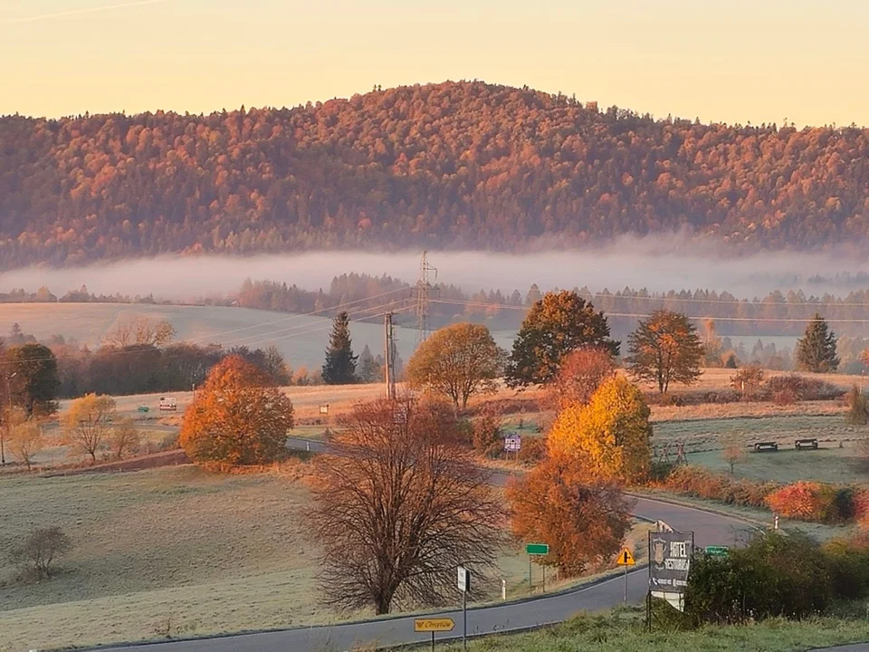 Bieszczady zachwycają przymrozkiem i słońcem