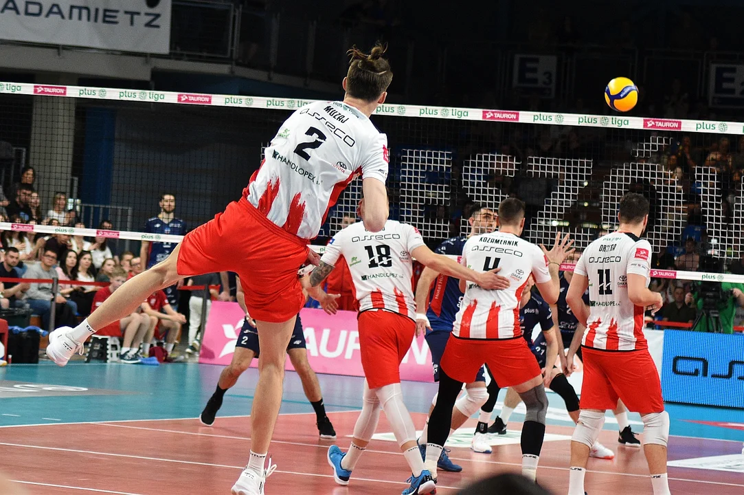 Drugi półfinałowy mecz siatkarskiej PlusLigi: Asseco Resovia Rzeszów - Grupa Azoty ZAKSA Kędzierzyn-Koźle (1:3)