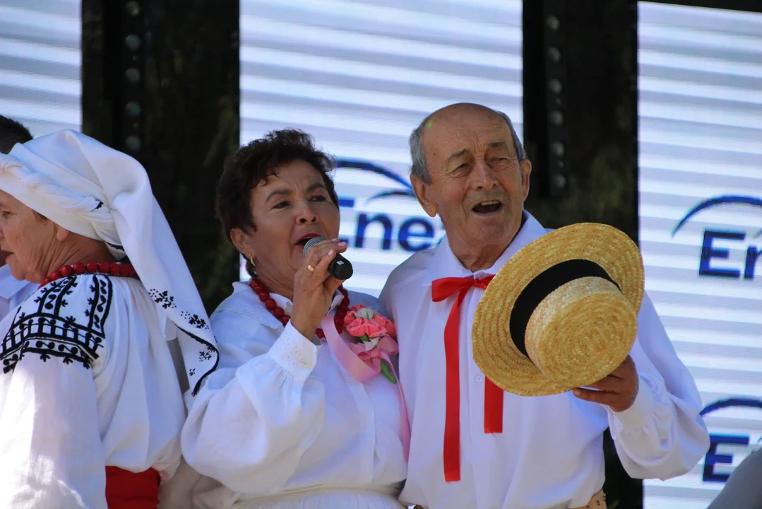 KGW Wola Raniżowska i KGW Mazury na festiwalu w Stalowej Woli