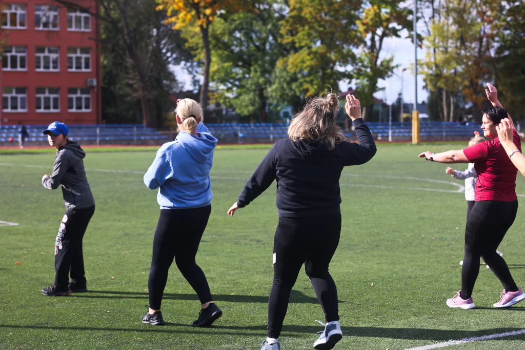 Zumba na stadionie Gryf w Mielcu