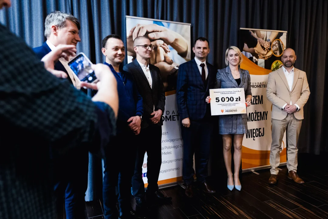 Nowa mielecka Fundacja Prometeo przekazała premierowe dotacje