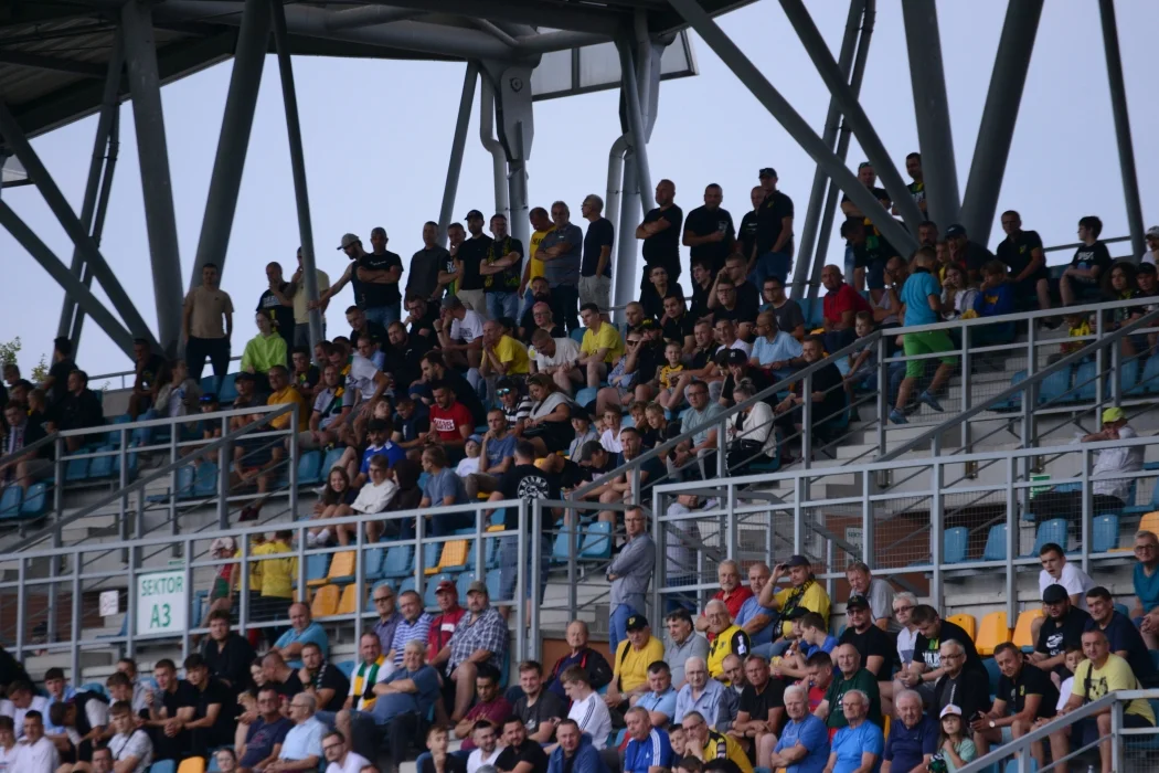Trzecia liga, grupa 4: Siarka Tarnobrzeg - Sokół Sieniawa 2:0