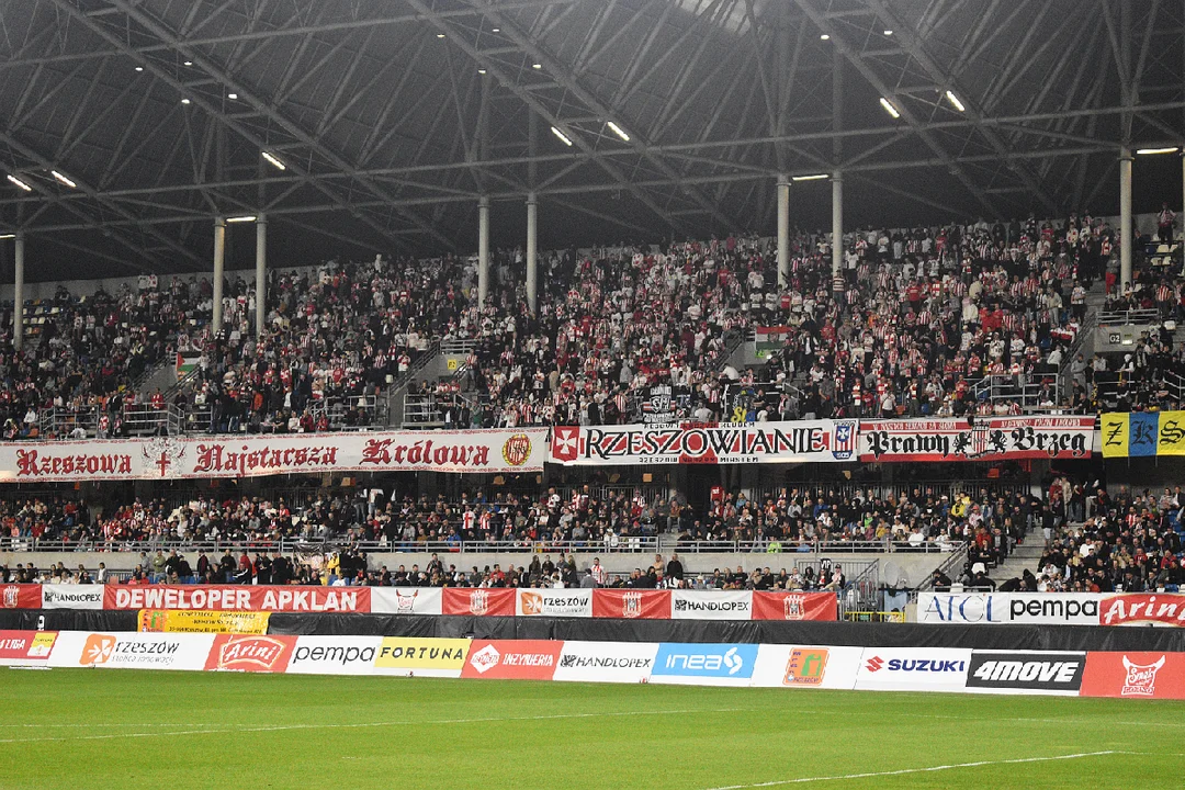 92. Derby Rzeszowa w piłce nożnej. Resovia - Stal Rzeszów