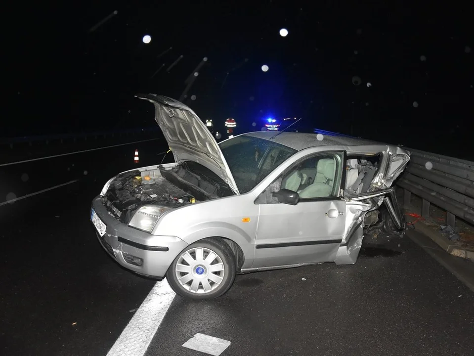 Nocny wypadek na autostradzie A4 obok Łańcuta. Droga była kompletnie zablokowana