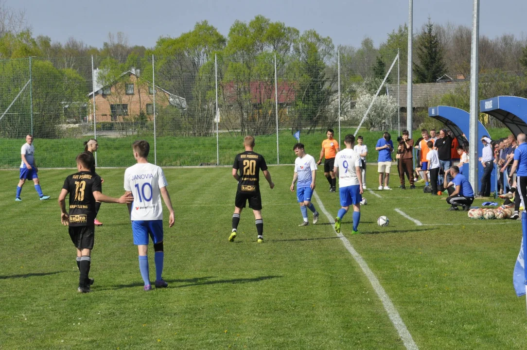 Mielecka klasa A: Atut Podborze - Janovia Janowiec 3:1