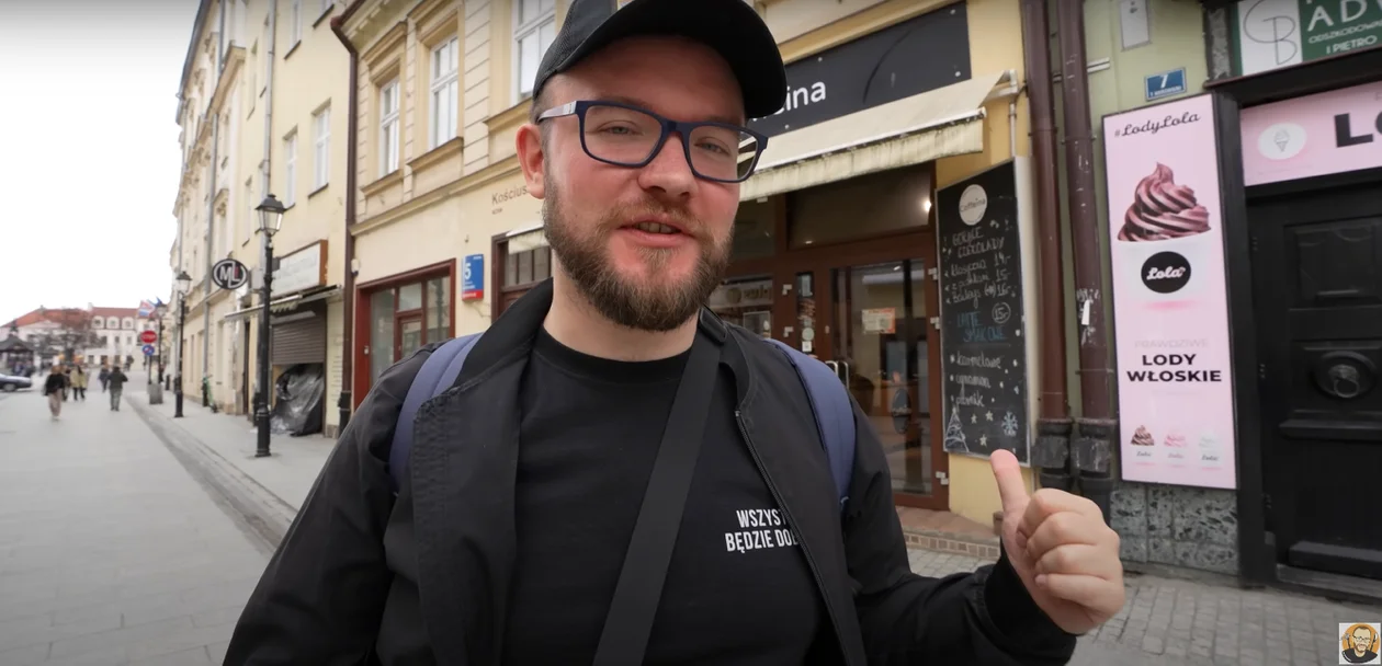 Maciej Je, youtuber z Warszawy odwiedził Rzeszów w swoim kulinarnym vlogu