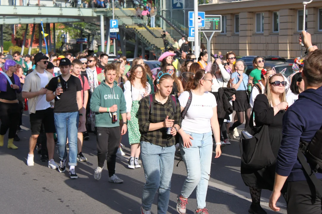 Juwenalia 2023: Studenci przejęli miasto! Barwny korowód ruszył ulicami Rzeszowa