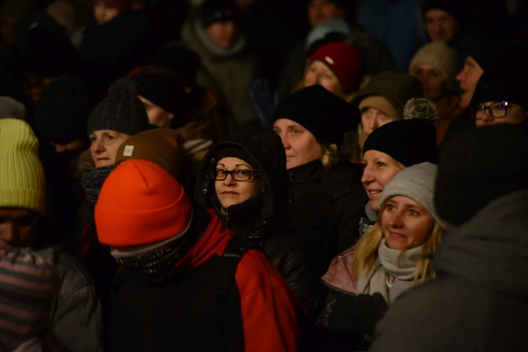 Finał "Choinki Życzeń" - koncert Feel w Tarnobrzegu