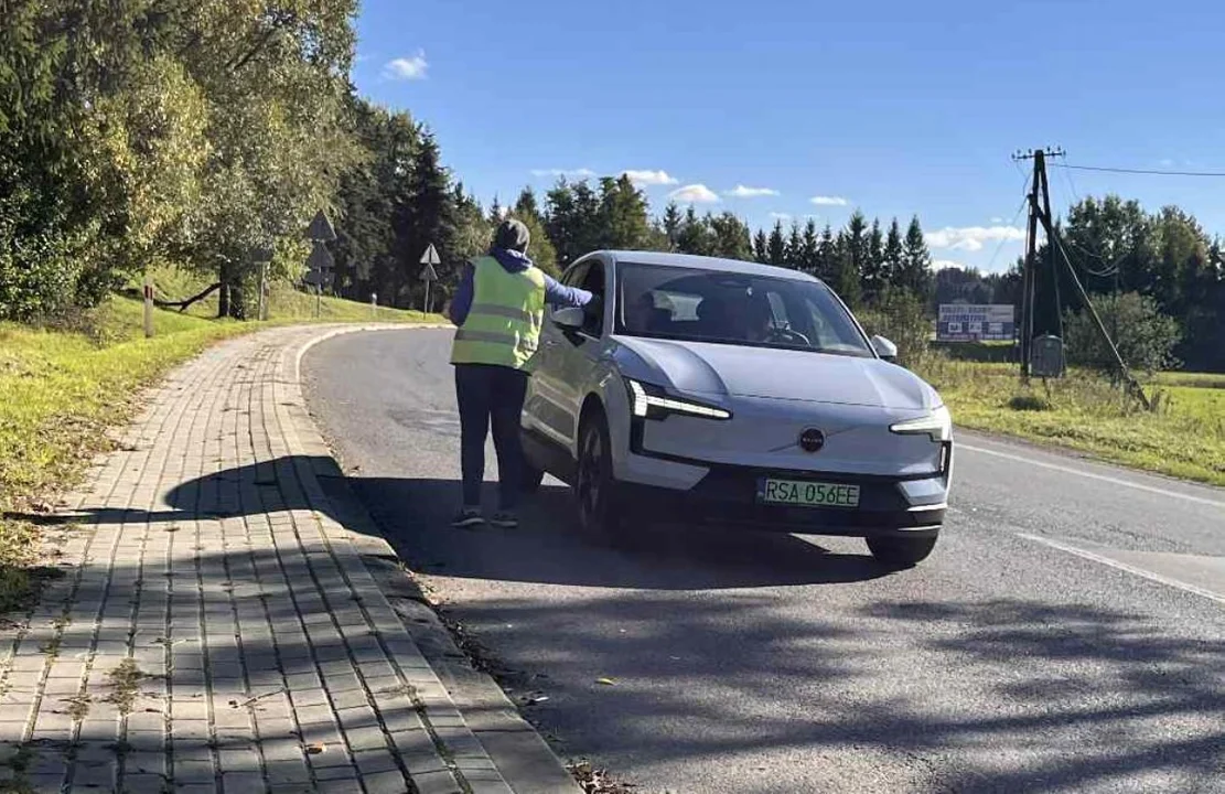 Niebezpieczne sytuacje na drodze w Jurowcach