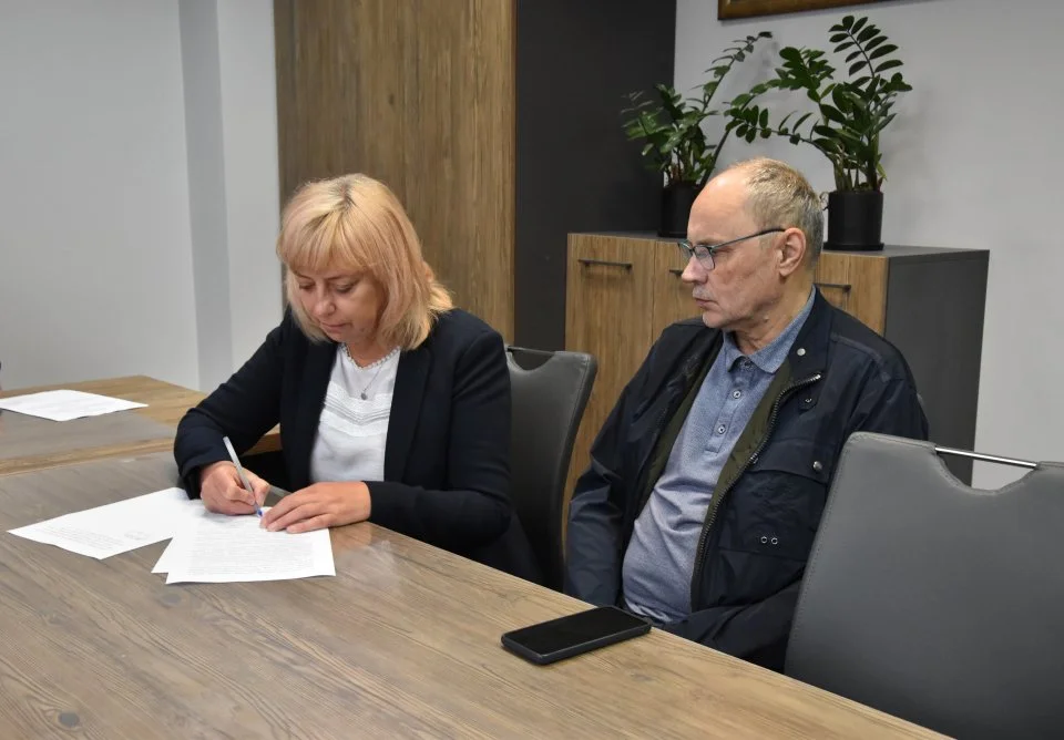 Bieszczadzkie Pogotowie Ratunkowe otrzymało od powiatu działkę pod nową siedzibę - Zdjęcie główne