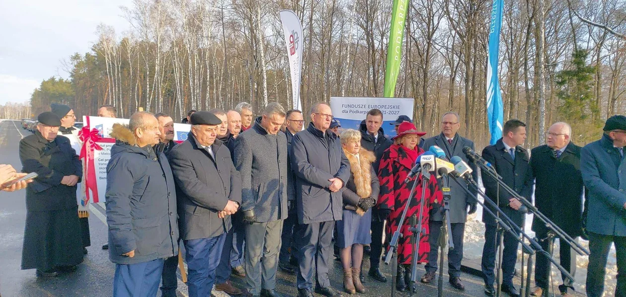 Uroczyste poświęcenie i oddanie do użytku nowego odcinka drogi wojewódzkiej nr 984