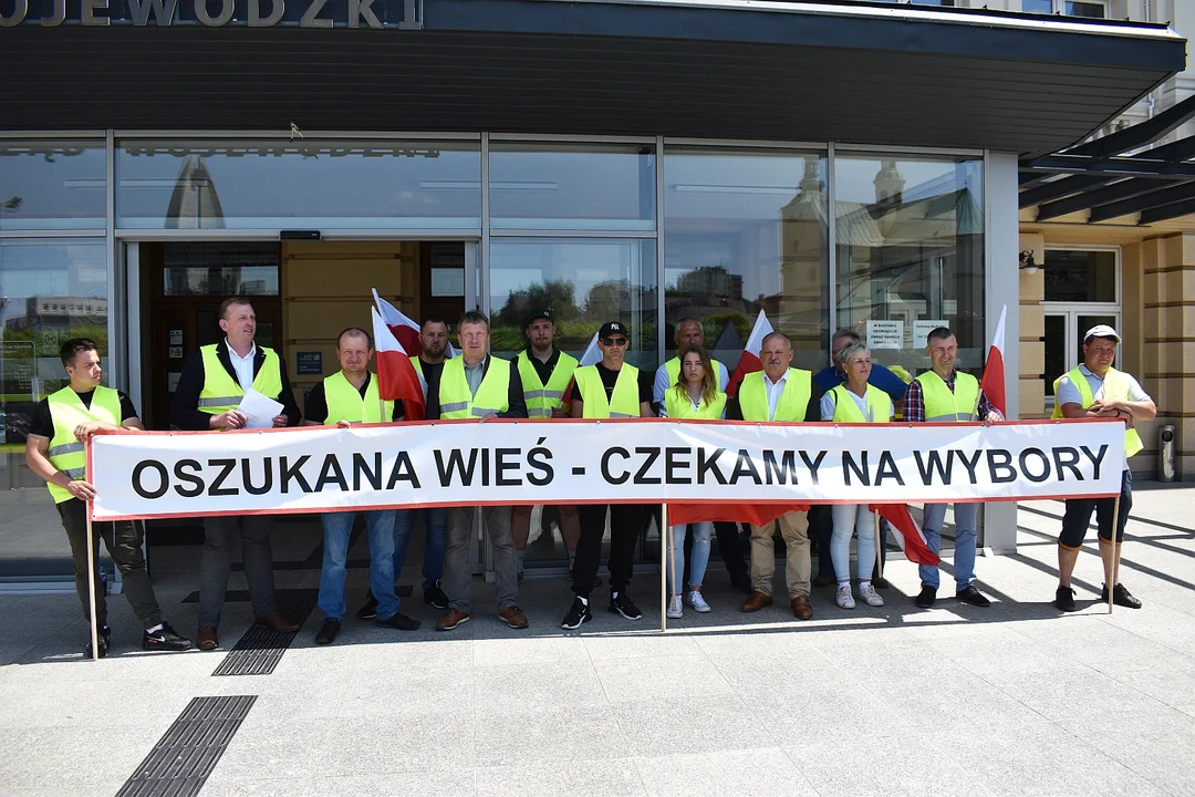 Oszukana Wieś. Podkarpaccy rolnicy przeciwko importowi z Ukrainy i działaniom rządzących. „Nikt się nami nie przejmuje” - Zdjęcie główne