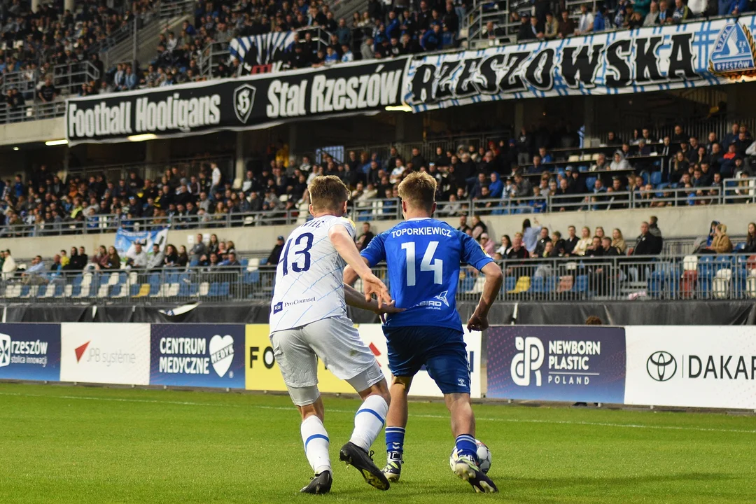 Fortuna 1. Liga: Stal Rzeszów - Sandecja Nowy Sącz (3:0)