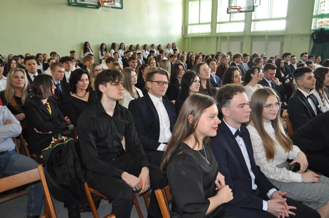 Zakończenie szkoły w I LO im. St. Konarskiego w Mielcu