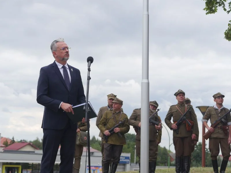 Odsłonięcie pomnika w Mielcu