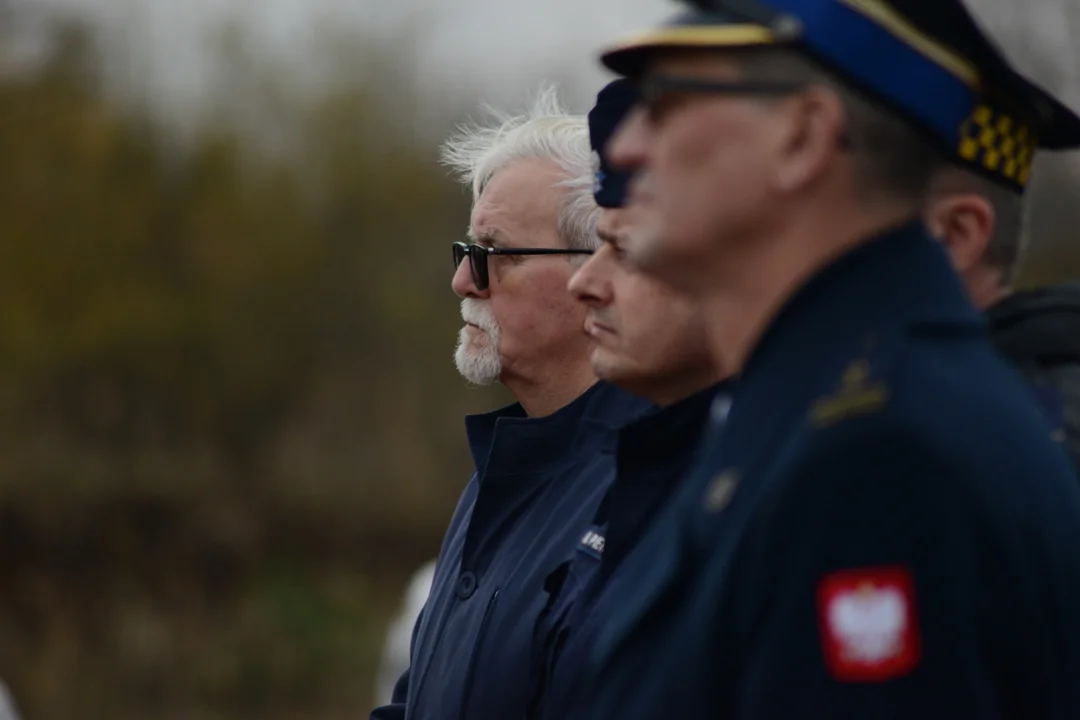 Uroczyste otwarcie obwodnicy Tarnobrzega - pierwsze pojazdy na tej drodze
