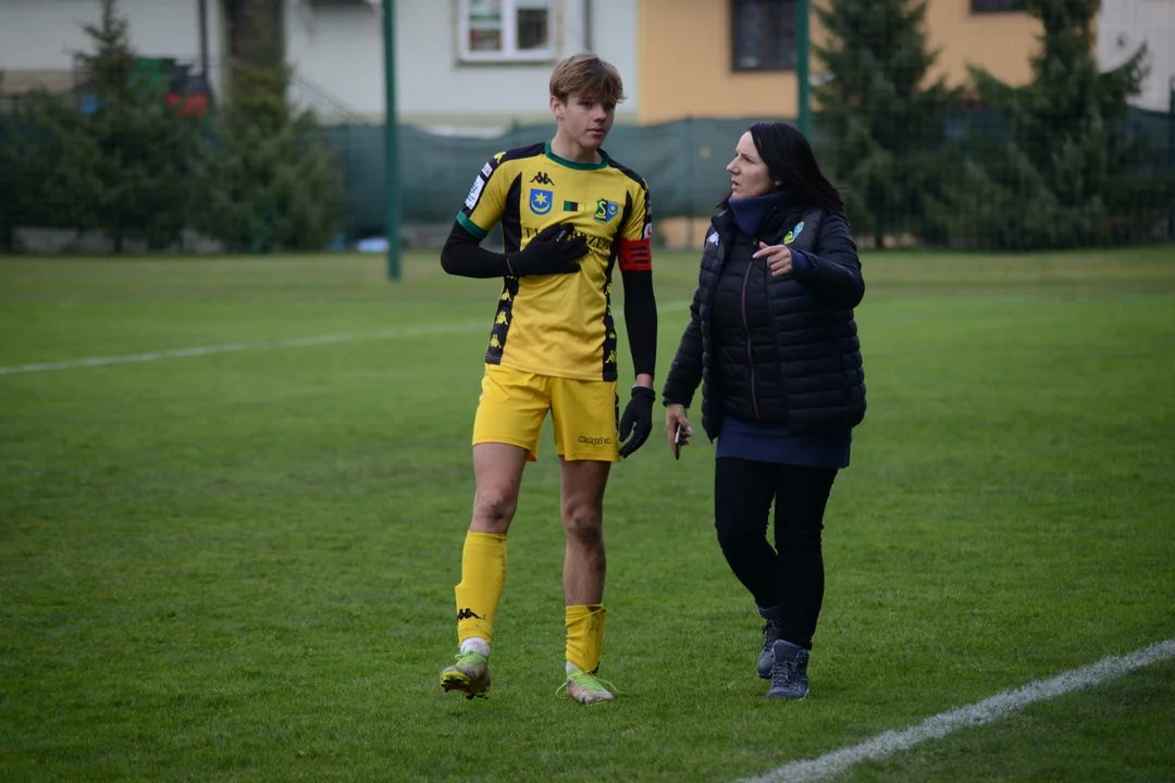 Centralna Liga Juniorów U-15: Siarka Tarnobrzeg - Hutnik Kraków 2:4