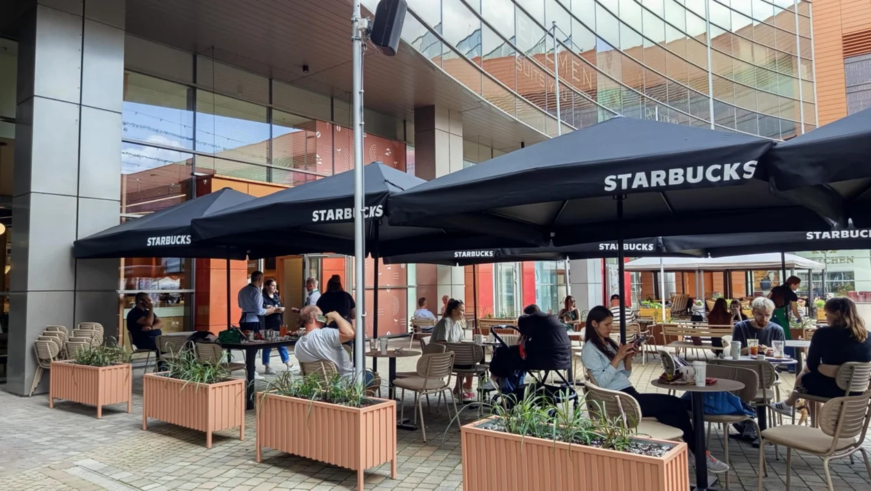 Parasole Starbucks