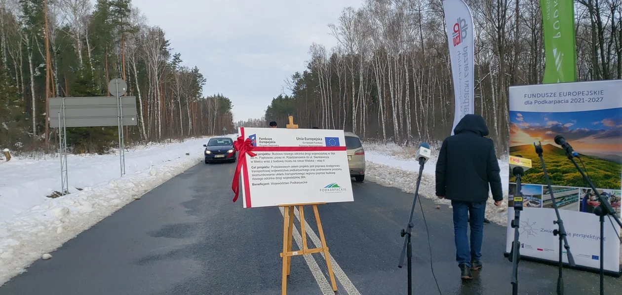 Uroczyste poświęcenie i oddanie do użytku nowego odcinka drogi wojewódzkiej nr 984