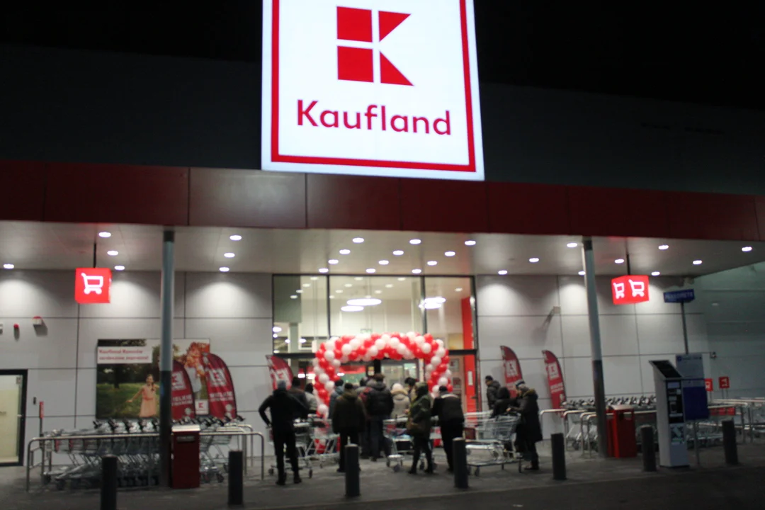 Otwarcie drugiego marketu Kaufland w Rzeszowie. Tłumów nie było