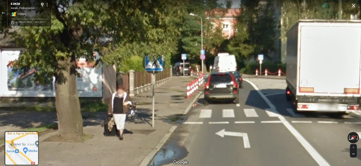 Google Street View - kto został przyłapany przez auto z aparatem