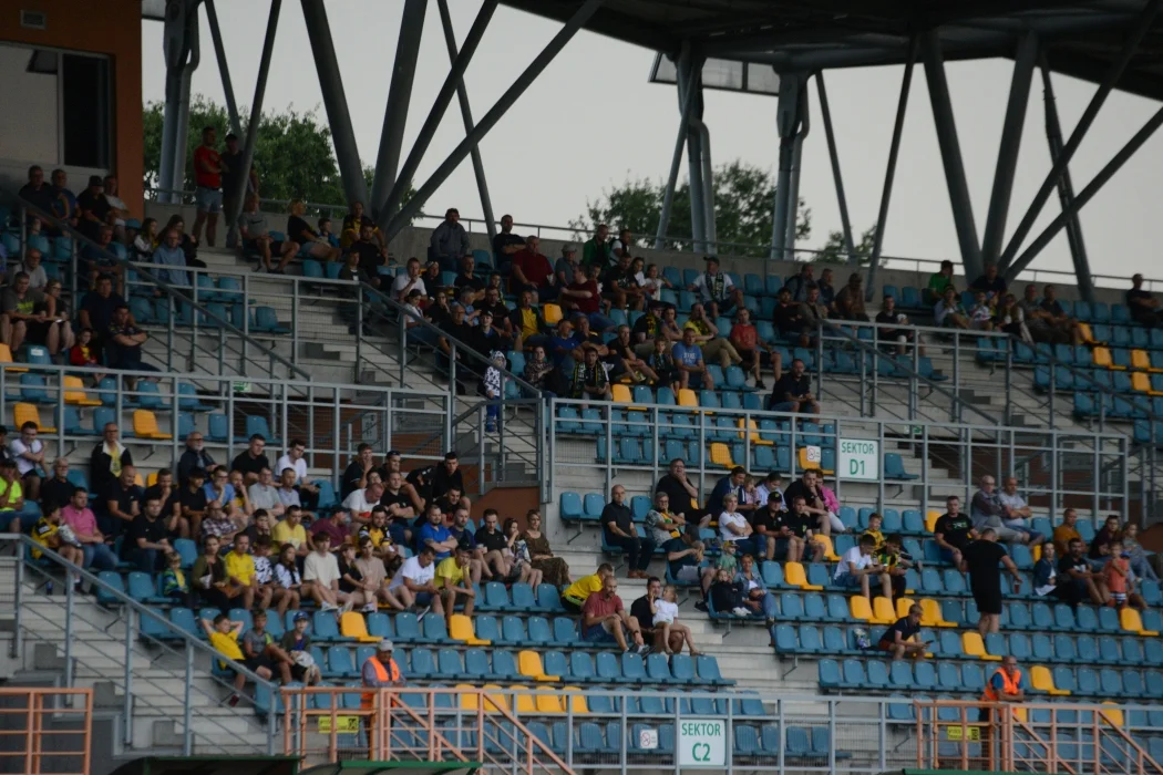 Trzecia liga, grupa 4: Siarka Tarnobrzeg - Sokół Sieniawa 2:0
