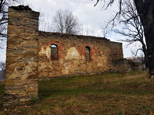 Krywe. Ruiny cerkwii