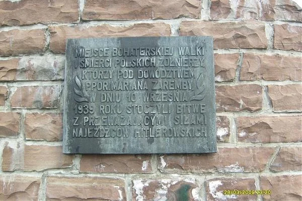Pomnik w Bykowcach