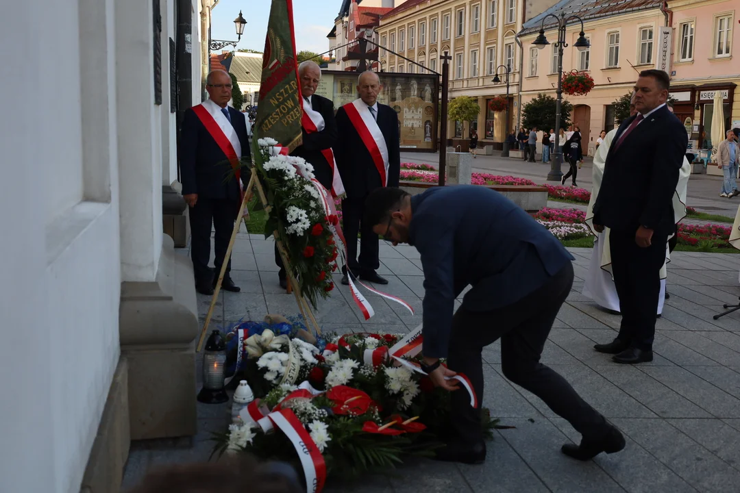 Składanie kwiatów