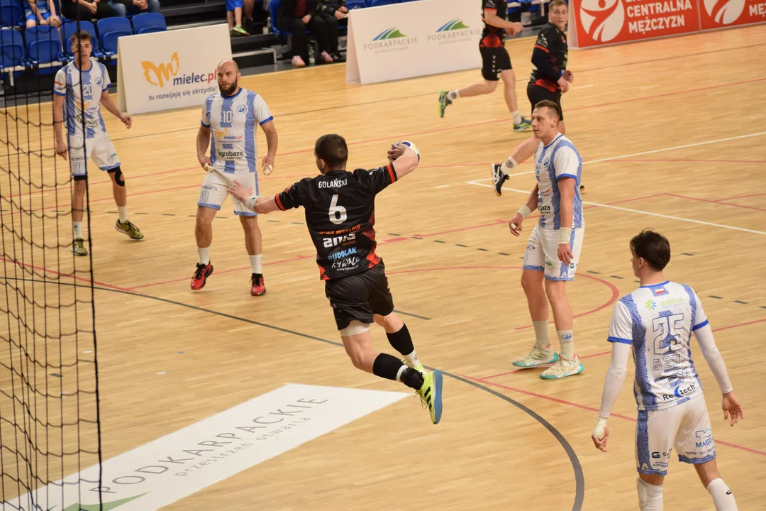 Handball Stal Mielec – MKS Wieluń 28:20 (11:11)