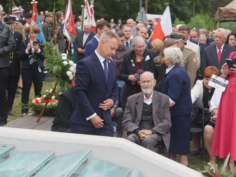 Odsłonięcie pomnika w Mielcu