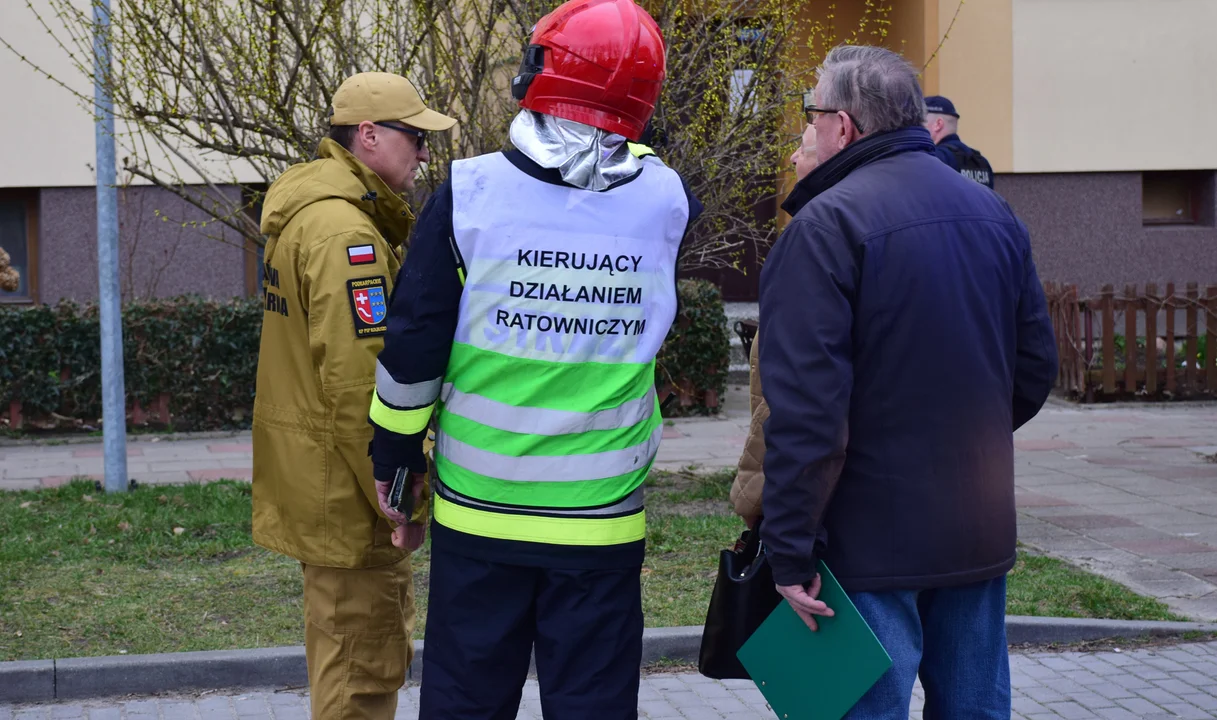 Pożar bloku przy ul. Ruczki w Kolbuszowej. Nowe zdjęcia