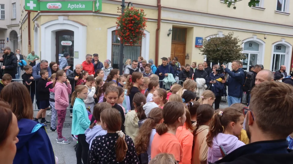 Biegi młodzieżowe 2022 w Rzeszowie. Mnóstwo uczestników [ZDJĘCIA, WIDEO]