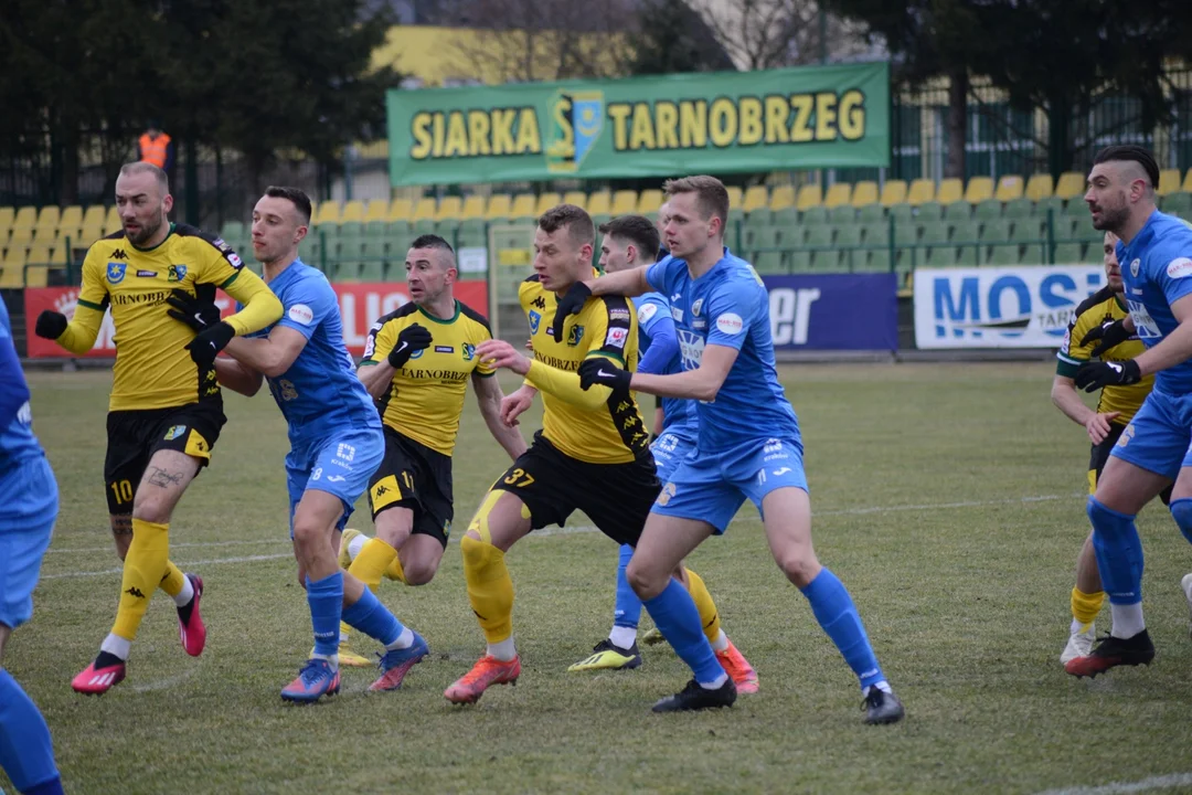 eWinner 2. Liga: Siarka Tarnobrzeg - Hutnik Kraków 1:1 - zdjęcia z meczu