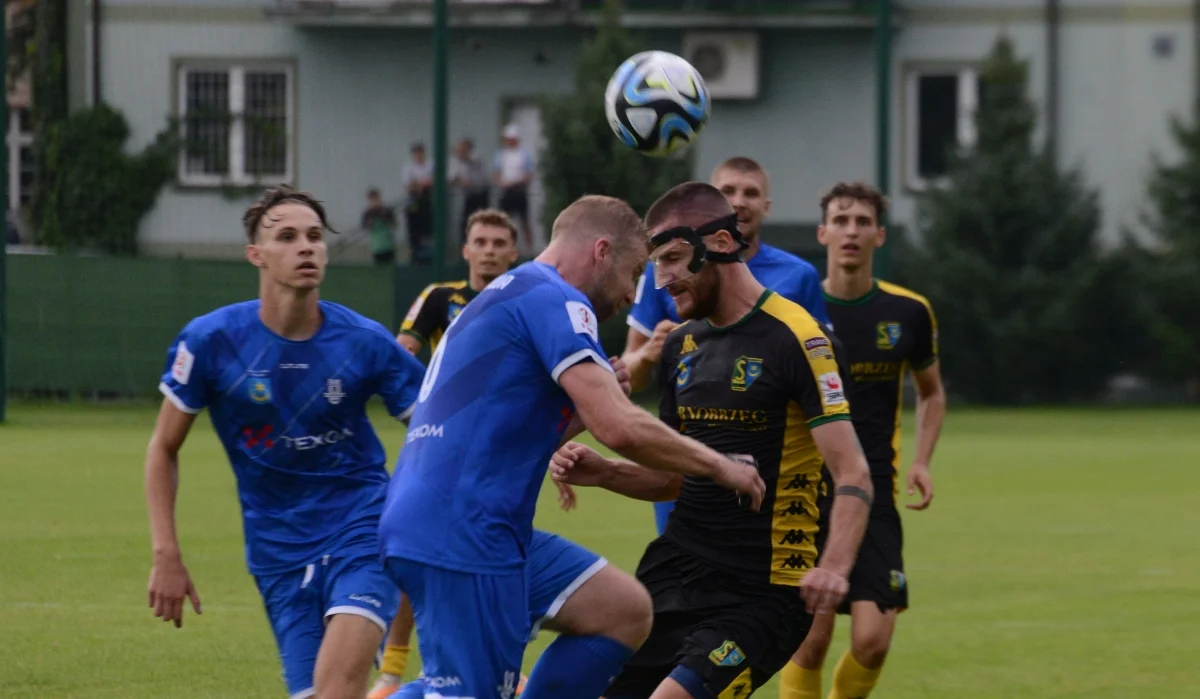 Trzecia liga, grupa 4: Siarka Tarnobrzeg - Sokół Sieniawa 2:0