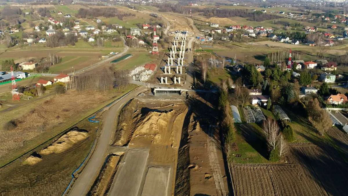 19 Rzeszów Południe - Babica. Widok na budowę estakady w Racławówce