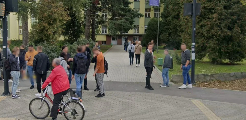 Przyłapani mieszkańcy Rzeszowa na Google Street View [ZDJĘCIA]