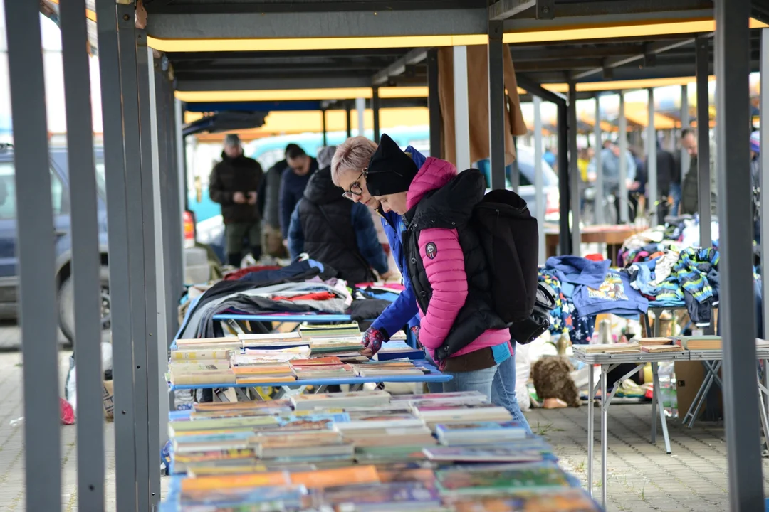 Tarnobrzeski Pchli Targ w marcu