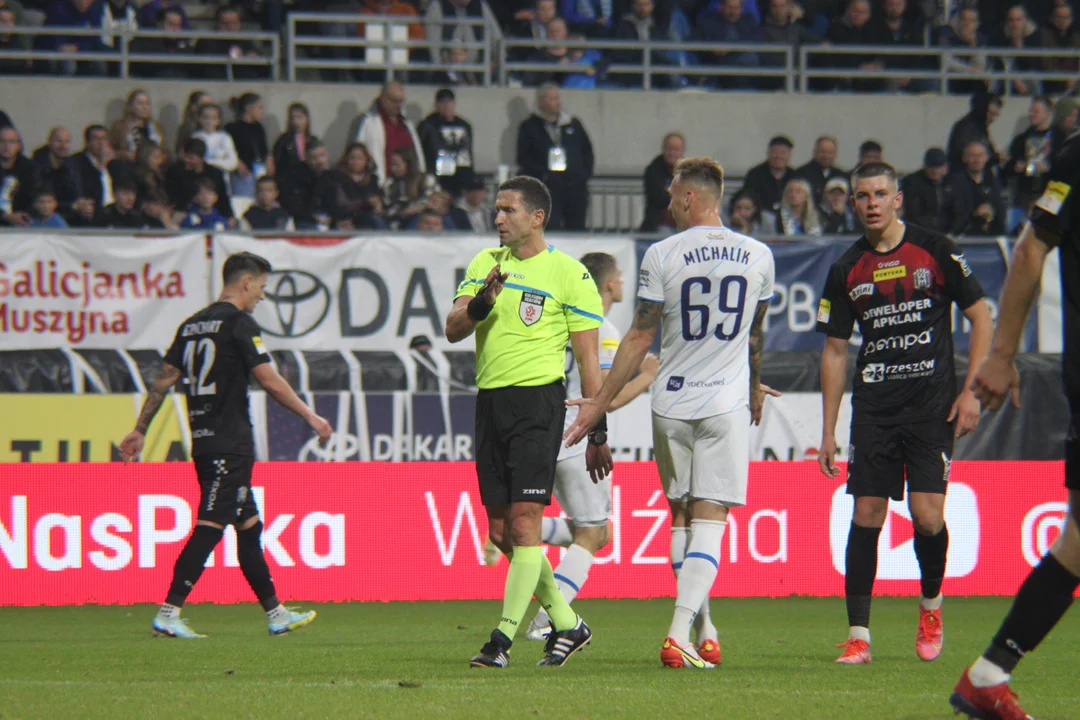 Fortuna 1. Liga: Derby Rzeszowa: Stal Rzeszów - Resovia Rzeszów 3:4