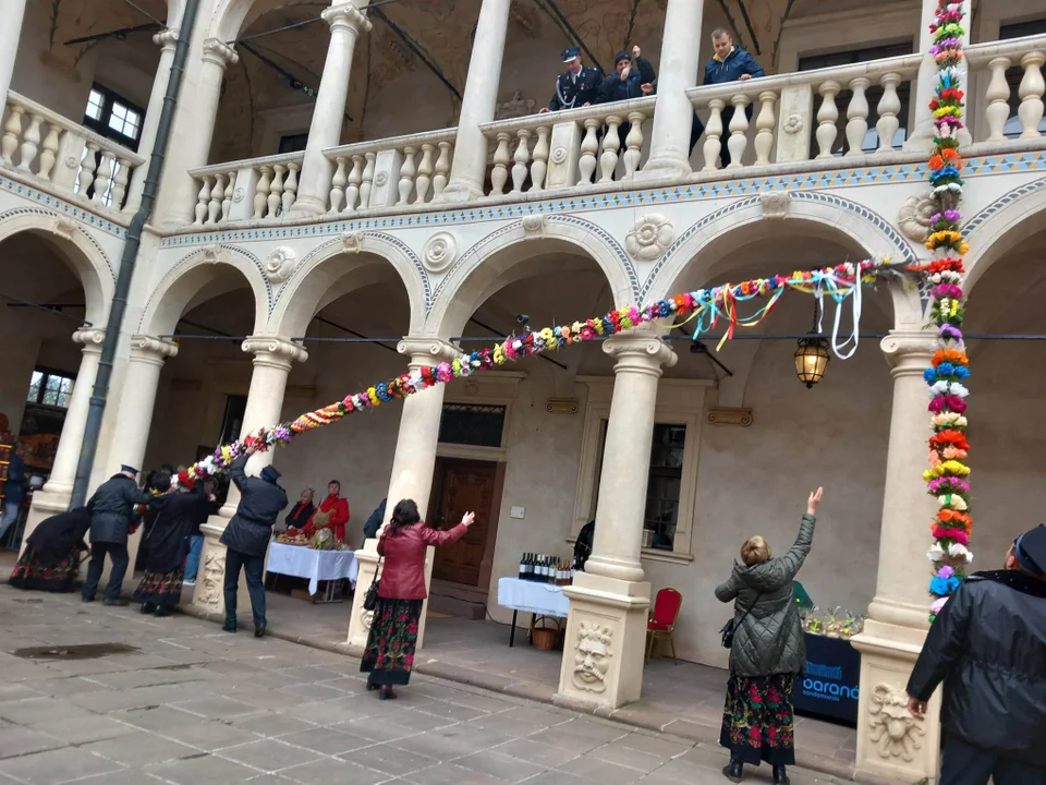 Weekend na Podkarpaciu. Od "Jeziora Aniołów" przez PKO Półmaraton Rzeszowski, aż po uroczystości religijne