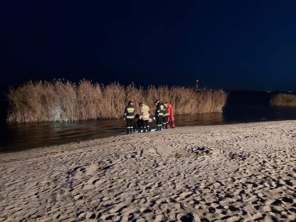 Z PODKARPACIA. Dziwaczna plama - jezioro SKAŻONE? [FOTO] - Zdjęcie główne