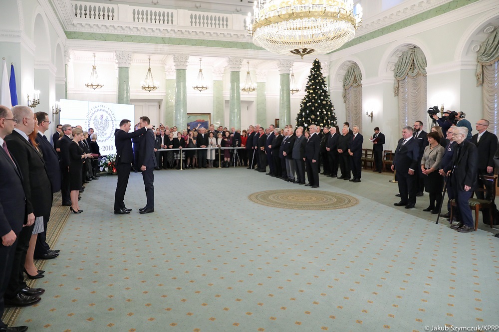 Józef Szyler z Mielca - otrzymał dziś Krzyż Oficerski Orderu Odrodzenia Polski [VIDEO] - Zdjęcie główne