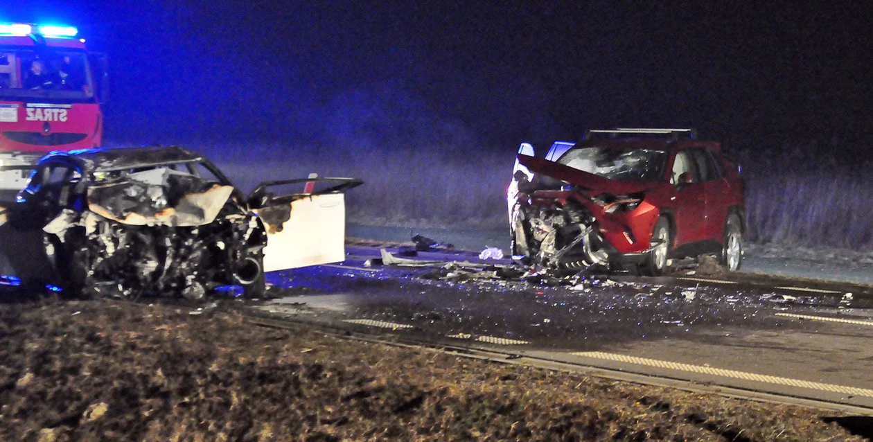 Wypadek 3 samochodów na obwodnicy Mielca. Jedna osoba zabrana śmigłowcem LPR [AKTUALIZACJA-ZDJĘCIA] - Zdjęcie główne