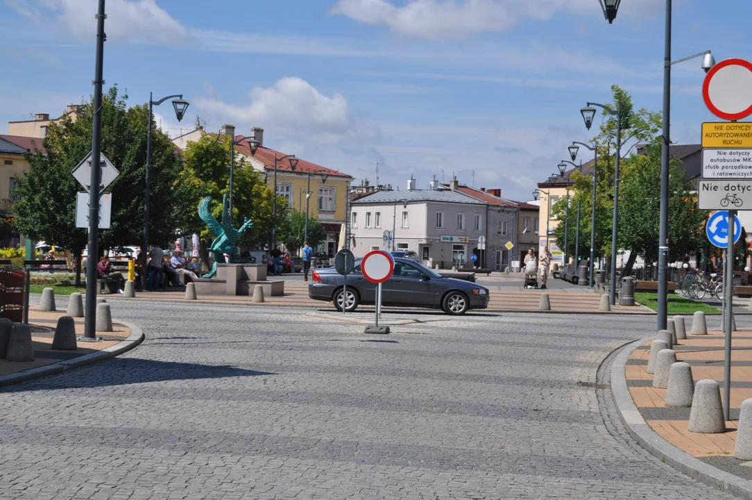 Kolejna zmiana decyzji. Starówka jednak otwarta - Zdjęcie główne